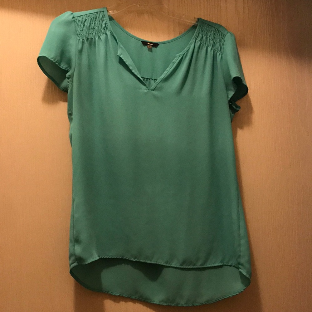 Sea Foam green shortsleeved green blouse